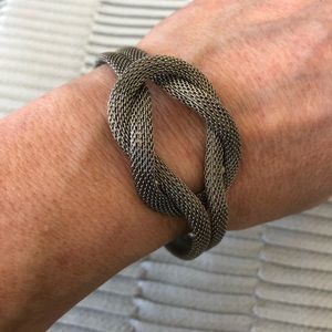 Banana Republic knot cuff bangle